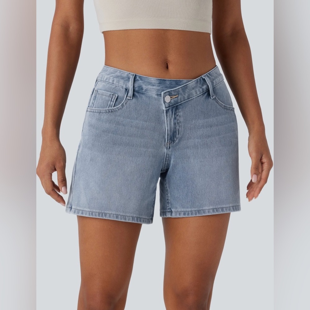 HALARA Asymmetric Low Rise Pockets Washed Denim Casual Shorts